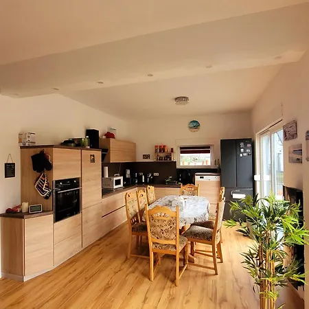 Schw Agnes 度假居 华法林